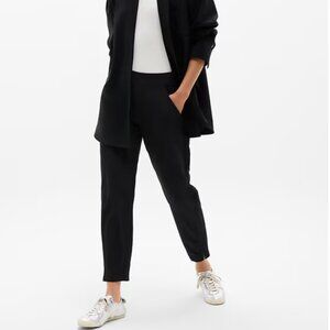 Brooklyn Mid Rise Ankle Pant Black size 6